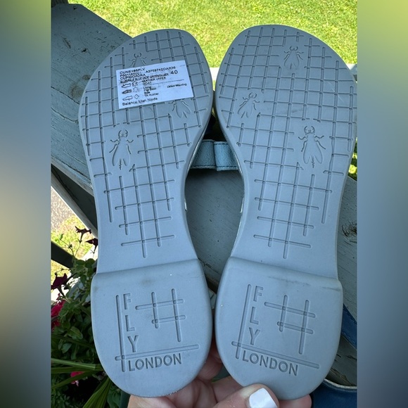 FLY LONDON Sz 40 Cune 65Fly Leather Multi Ankle Strap Sandals Blue Jade Silver - Picture 10 of 15